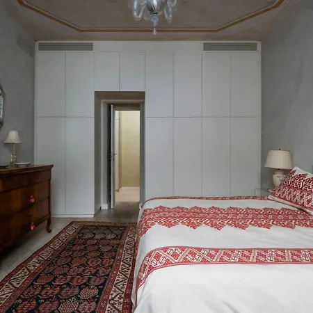 Apartment Arts Santa Maria Maggiore Zen 35 *